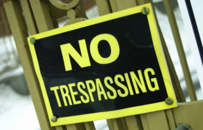 Mother Sues School and Sheriff's Office For No Trespass and Seized Phone!