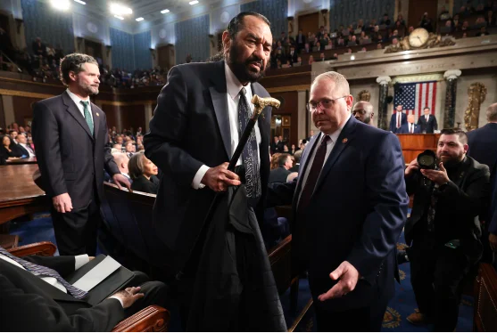House Votes to Censure Rep. Al Green After Disrupting President Trump's Speech – Democrats Show Their True Colors